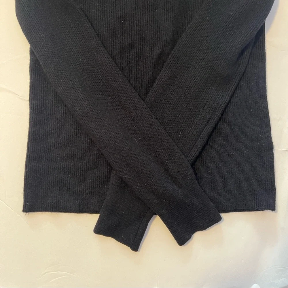 Leith Off The Shoulder Sweater Black - Picture 7 of 7